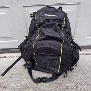 SpiderWire SPB006 Fishing Tackle Backpack Black/Green Used (One Zipper Damaged)